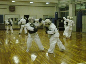 日本拳法部の練習を見に、近畿大学へ・・・