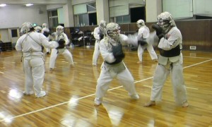 日本拳法、大阪市立大学と近畿大学の合同練習～